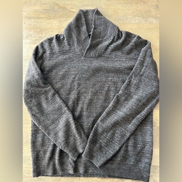 Saks Fifth Avenue Sweater Size XL - Picture 1 of 5